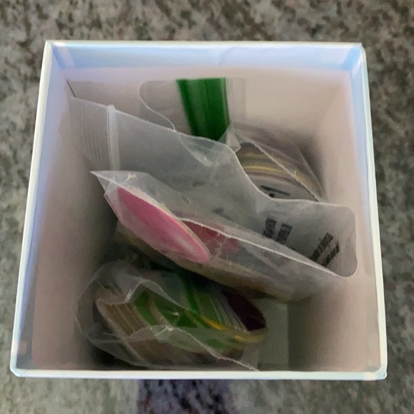 Learning Resources Pop Addition and Subtraction Game - Picture 7 of 8